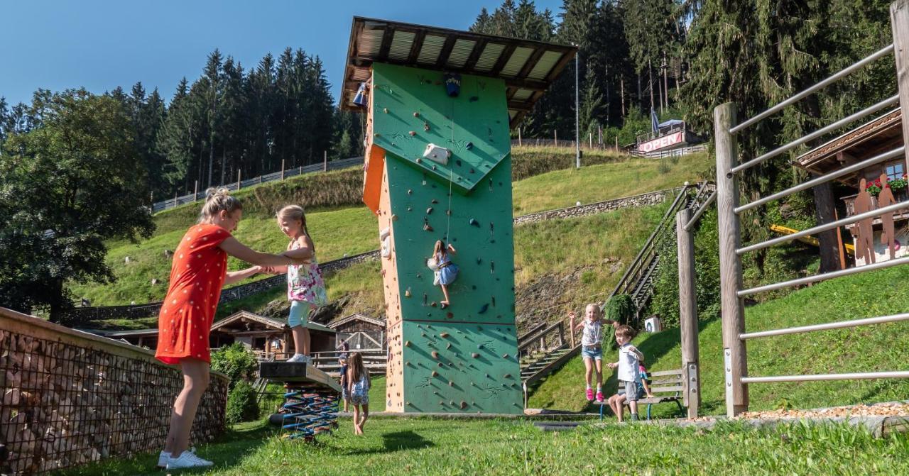 Alpin Family Resort Seetal Kaltenbach Exterior photo