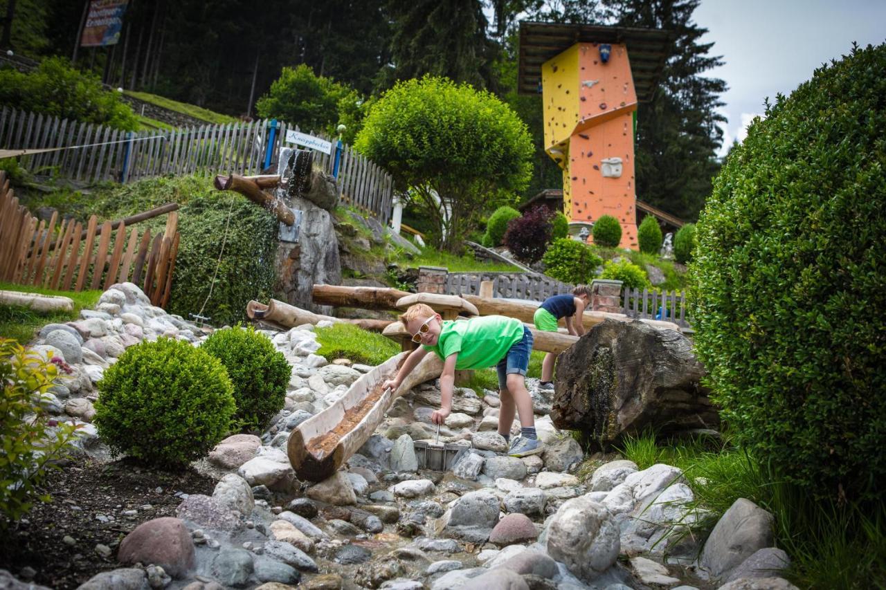Alpin Family Resort Seetal Kaltenbach Exterior photo